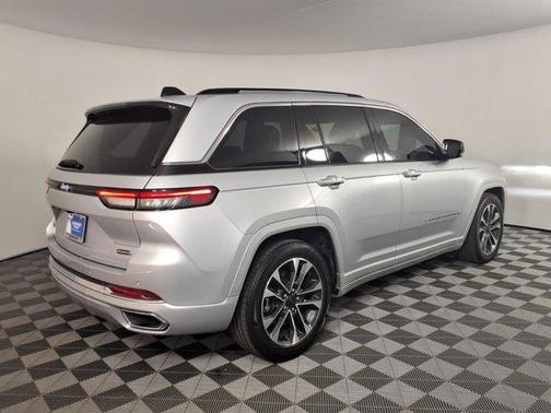 Silver Zynith 2023 Jeep Grand Cherokee 4xe Overland