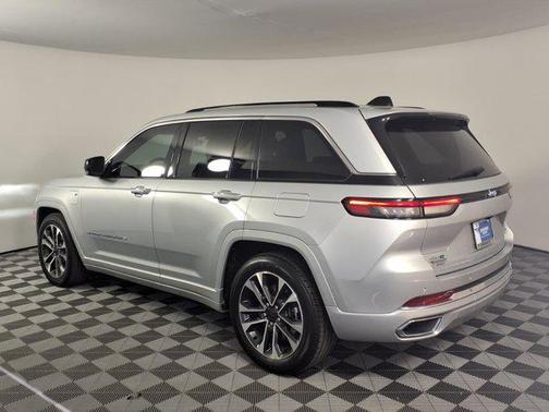Silver Zynith 2023 Jeep Grand Cherokee 4xe Overland