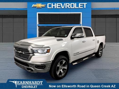 Ivory White Tri-Coat Pearlcoat 2019 RAM 1500 Laramie