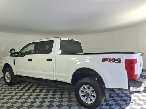 Oxford White 2019 Ford F-350 XL
