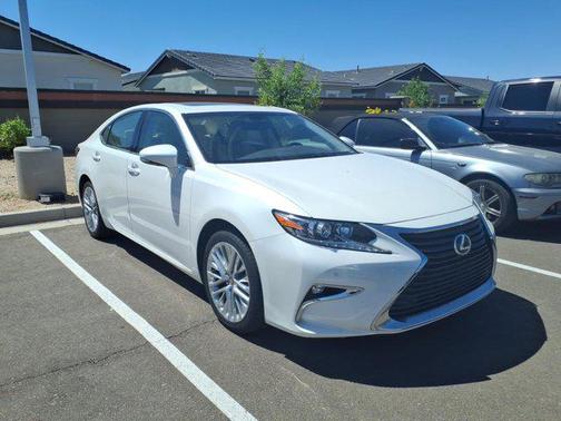 Eminent White Pearl 2016 Lexus ES 350 Base