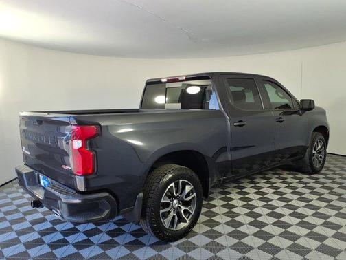 Dark Ash Metallic 2022 Chevrolet Silverado 1500 RST