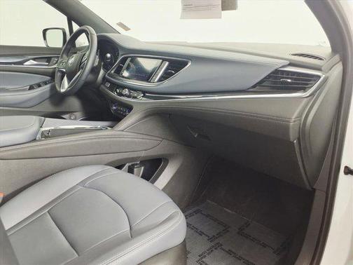2022 Buick Enclave FWD Essence