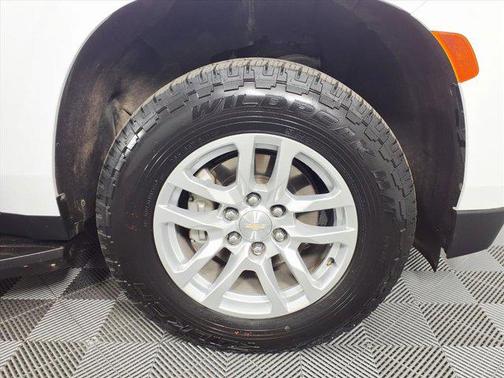 2022 Chevrolet Suburban LS