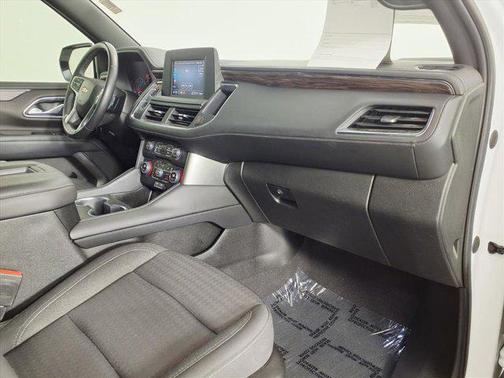 2022 Chevrolet Suburban LS