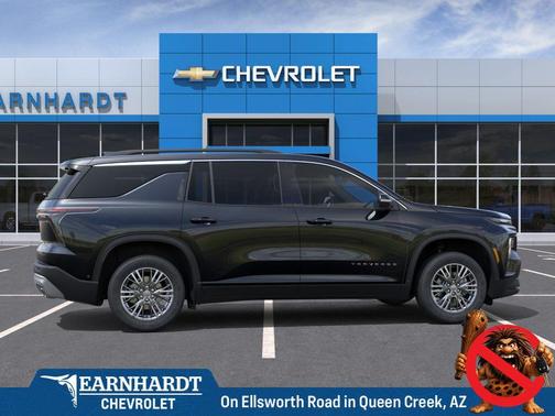 Mosaic Black Metallic 2027 Chevrolet Traverse LT