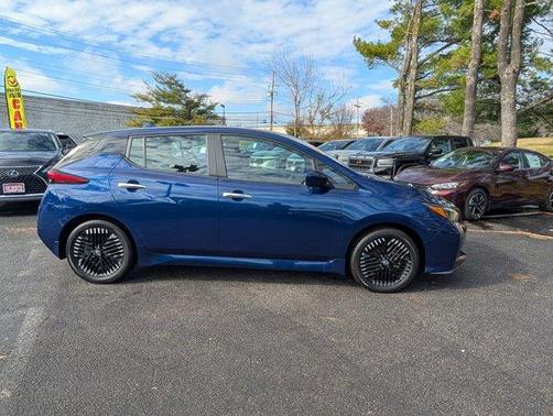 2023 Nissan Leaf SV PLUS