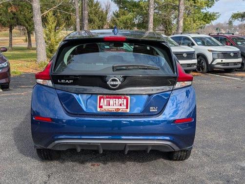 2023 Nissan Leaf SV PLUS