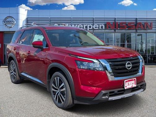 2025 Nissan Pathfinder Platinum