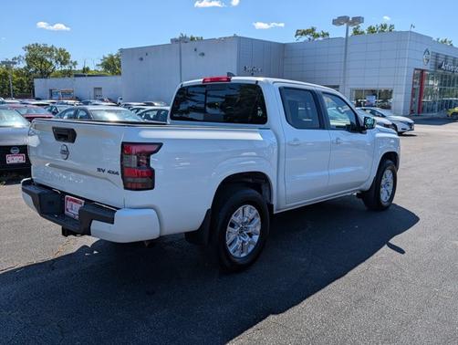2023 Nissan Frontier SV