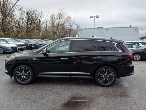 2016 INFINITI QX60 Base