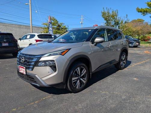 2024 Nissan Rogue SL