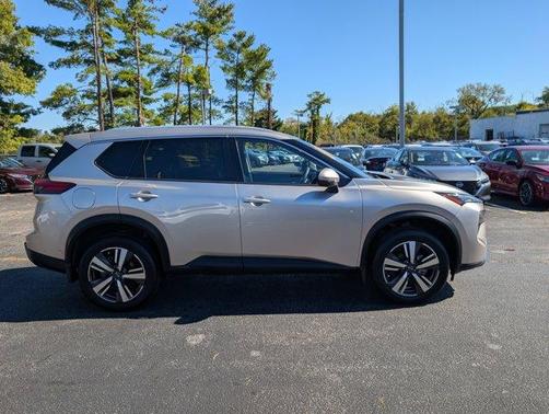 2024 Nissan Rogue SL