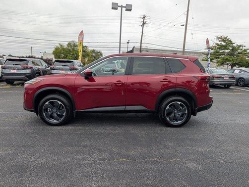 2025 Nissan Rogue SV