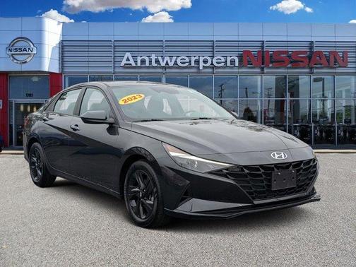 2023 Hyundai ELANTRA SEL