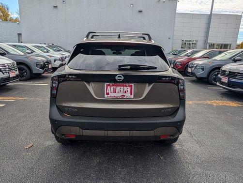 2026 Nissan Kicks SV