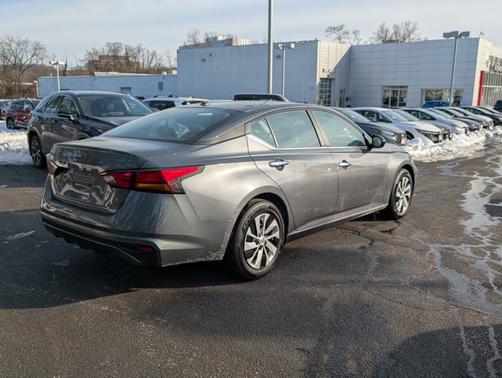 2025 Nissan Altima S