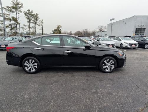 2025 Nissan Altima S