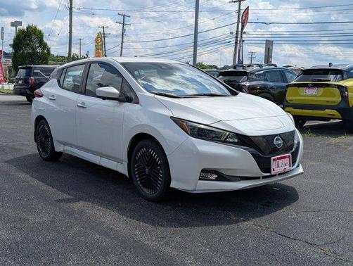 2024 Nissan Leaf SV PLUS