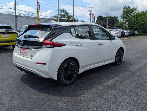 2024 Nissan Leaf SV PLUS