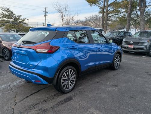 2023 Nissan Kicks SV