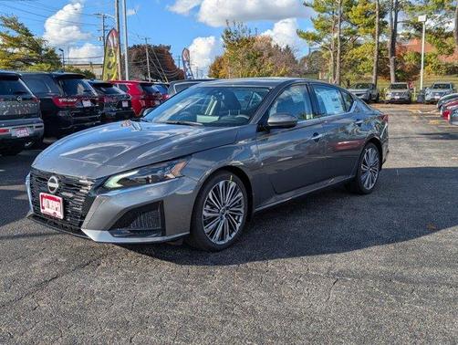 2025 Nissan Altima SL