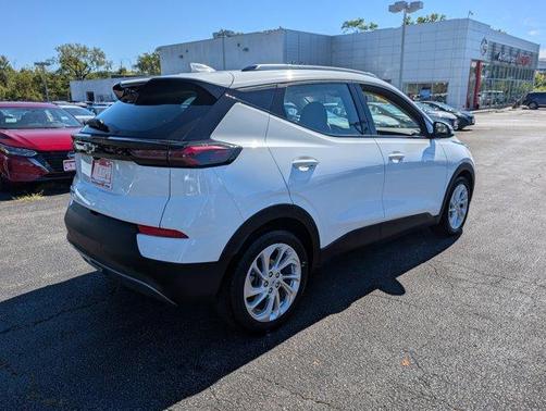 2023 Chevrolet Bolt EUV LT