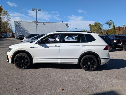 2021 Volkswagen Tiguan 2.0T SE R-Line Black