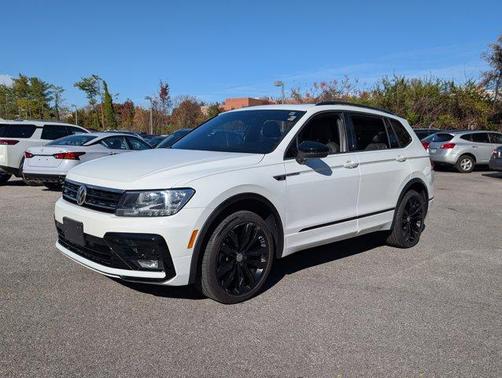 2021 Volkswagen Tiguan 2.0T SE R-Line Black