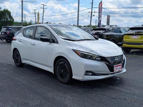 2024 Nissan Leaf SV PLUS