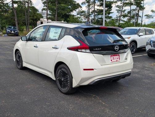2024 Nissan Leaf SV PLUS