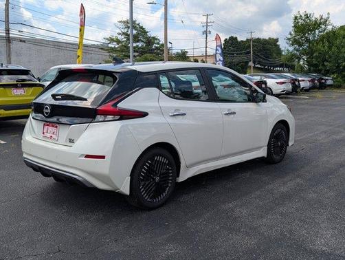 2024 Nissan Leaf SV PLUS