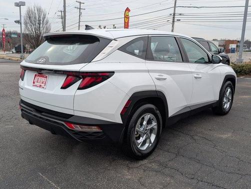 2024 Hyundai TUCSON SE