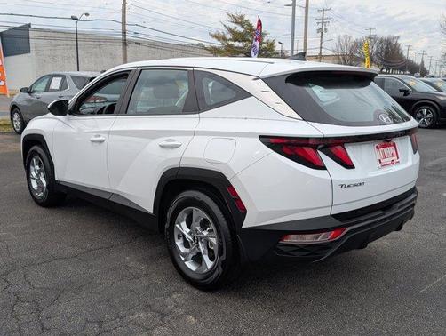 2024 Hyundai TUCSON SE