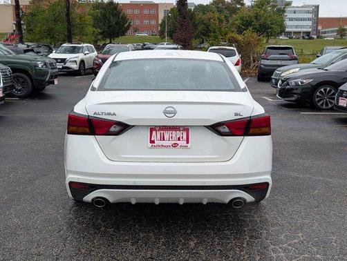 2025 Nissan Altima SL