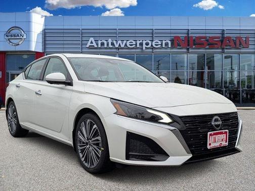 2025 Nissan Altima SL