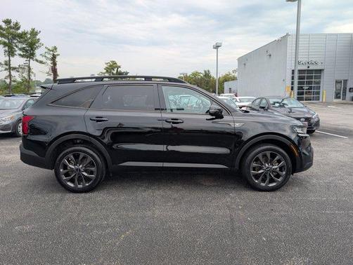2022 Kia Sorento X-Line EX