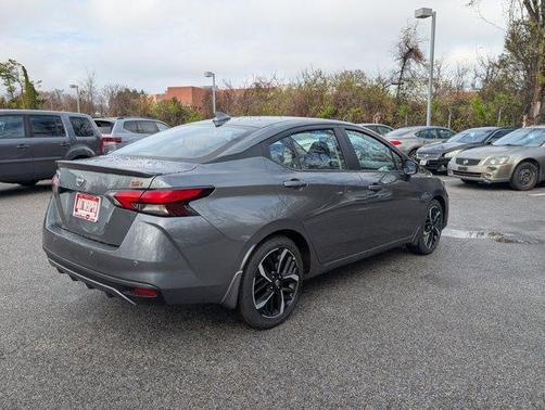 2025 Nissan Versa 1.6 SR