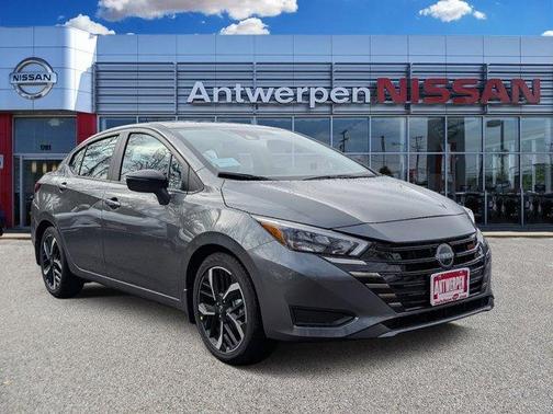 2025 Nissan Versa 1.6 SR