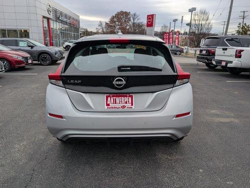 2023 Nissan Leaf S