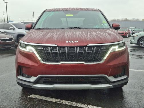 2024 Kia Carnival LX