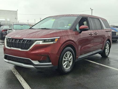 2024 Kia Carnival LX