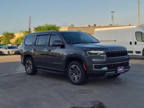 Baltic Gray Metallic Clearcoat 2022 Jeep Wagoneer Series III 4x4
