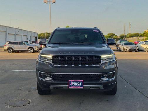 Baltic Gray Metallic Clearcoat 2022 Jeep Wagoneer Series III 4x4