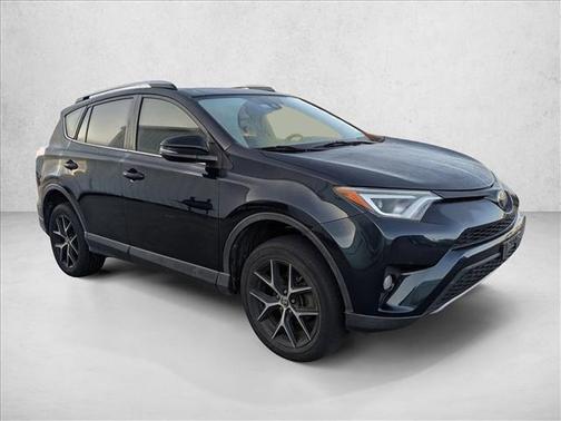 2018 Toyota RAV4 SE