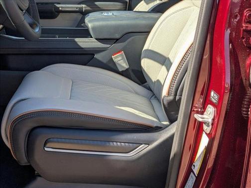 2025 RAM 1500 ST