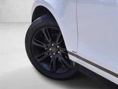 Fuji White 2019 Land Rover Range Rover Velar P250 S R-Dynamic