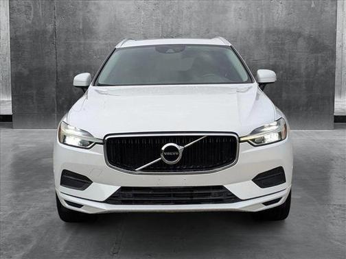 2018 Volvo XC60 T5 Momentum