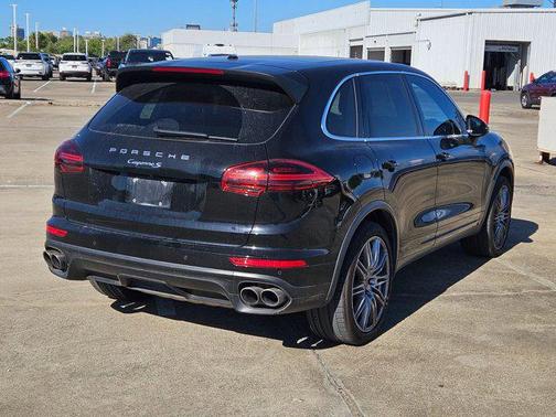 2015 Porsche Cayenne Cayenne