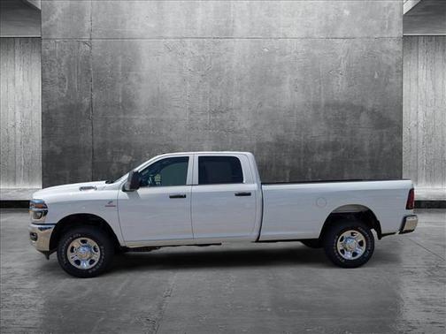 2025 RAM 3500 Tradesman Crew Cab 4x4 8' Box